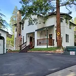Black Bear Cabin